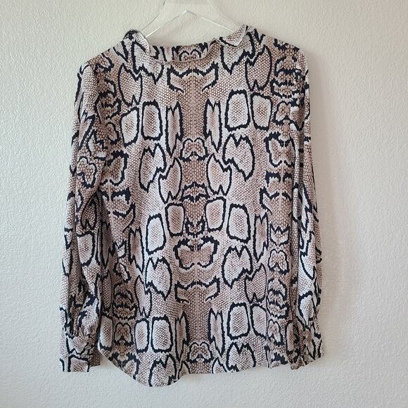 CAbi Snake Print Women's Blouse SZ Small Shirt French Cuff Career Style 3759 - Picture 7 of 14